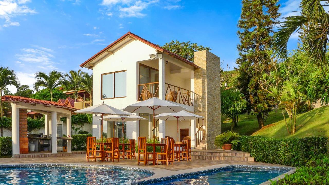 Sunset Gardens Villa Olon Exterior photo